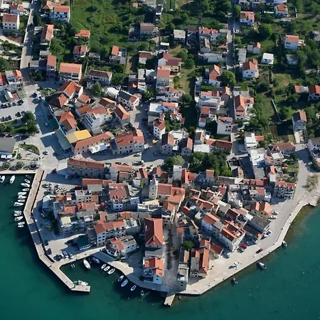 Apartamento Tribunj